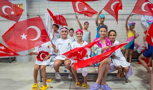 Şehitkamil'de yüzme şenliği