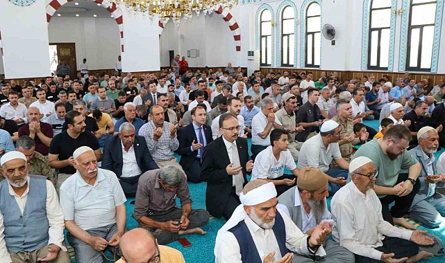 Siirt'te 15 Temmuz Şehitleri için Mevlid-i Şerif ve hatim duası okundu