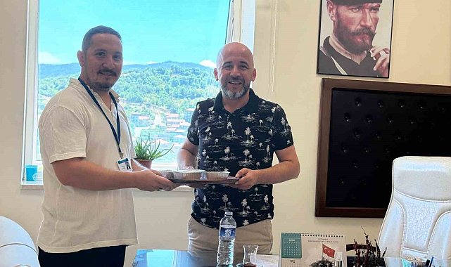 Simav'da hastane personeline aşure ikramı