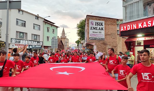Sinop'ta mehter eşliğinde milli birlik yürüyüşü