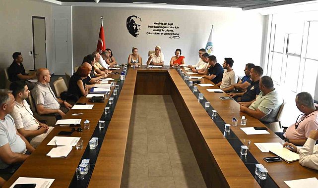 Sokak hayvanları için bir araya geldiler