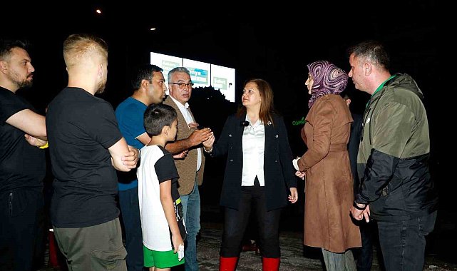 Su baskını yaşanan bölgelere belediyeden hızlı müdahale