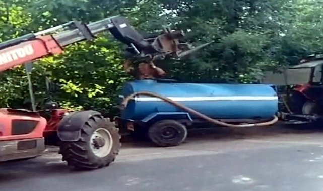 Su tankerine sıkışıp 1 saat mahsur kalan şahıs iş makinesi ile kurtarıldı