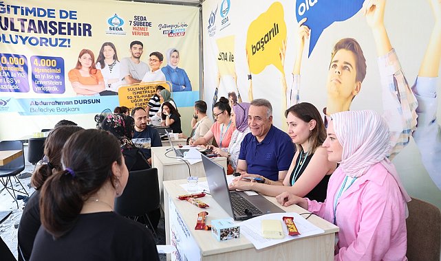 Sultangazi Belediyesi'nden öğrencilere tercih danışmanlık desteği