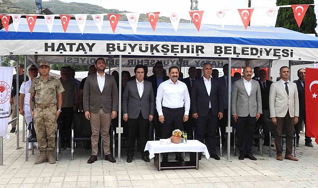 Tarım merkezi Hatay'da depremzede üreticiye can suyu