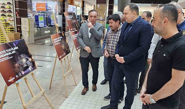 Tatvan'da 15 Temmuz sergisi