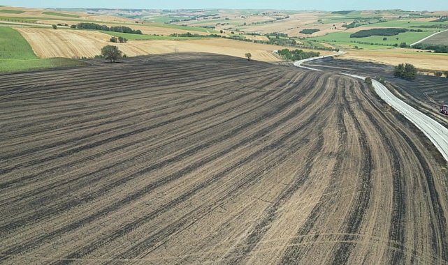 Tekirdağ'da 200 dönüm anız alan yandı