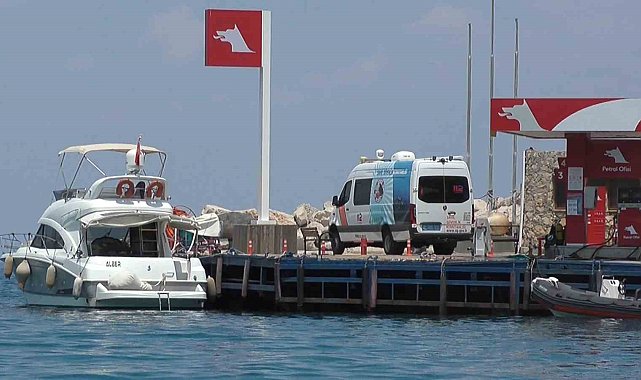 Tekne kazasında hayatını kaybeden ATSO Başkanı Bahar'ın cenazesi polis eskortu eşliğinde adli tıp morguna getirildi