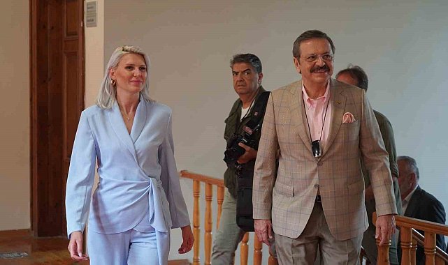 TOBB Başkanı Hisarcıklıoğlu&#039;dan Belediye Başkanı Subaşı&#039;ya ziyaret