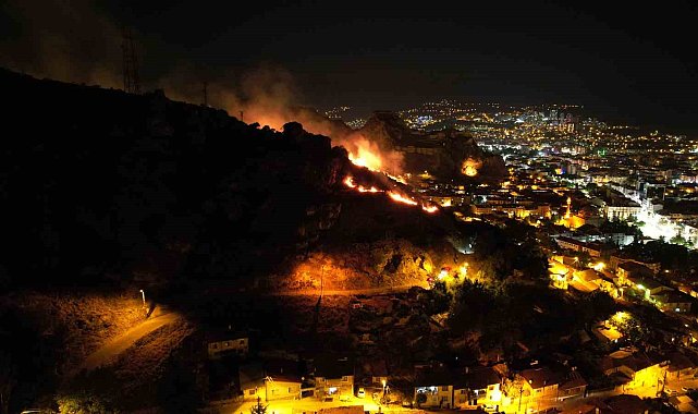 Tokat'ta havai fişek yangına neden oldu