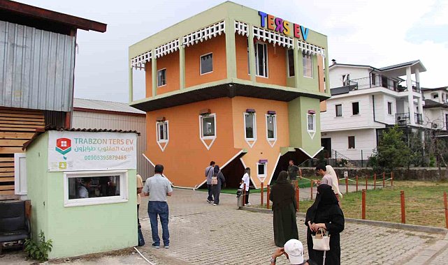 Trabzon&#039;daki &#039;Ters Ev&#039; Arap turistlerin ilgi odağı oldu