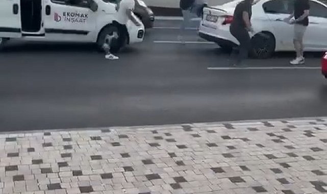 Trafik tartışması, baltalı, yumruklu kavgaya dönüştü
