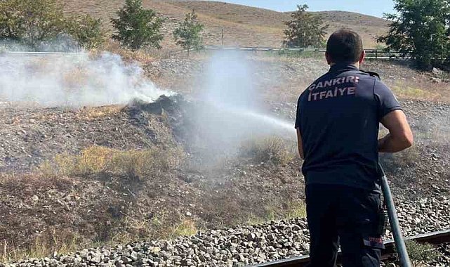 Trenden çıkan kıvılcım yangına sebep oldu