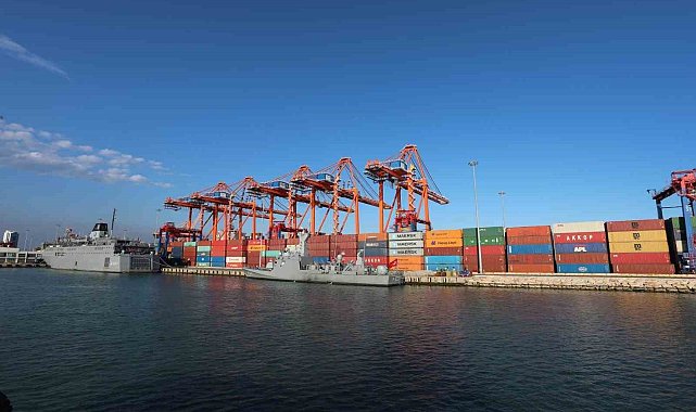 Türk limanlarında elleçlenen yük miktarında artış yaşandı