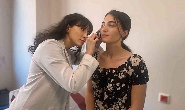 Uzmanı uyardı: &quot;Sosyal medyada gördüğünüz ürünleri bilinçsizce kullanmayın&quot;