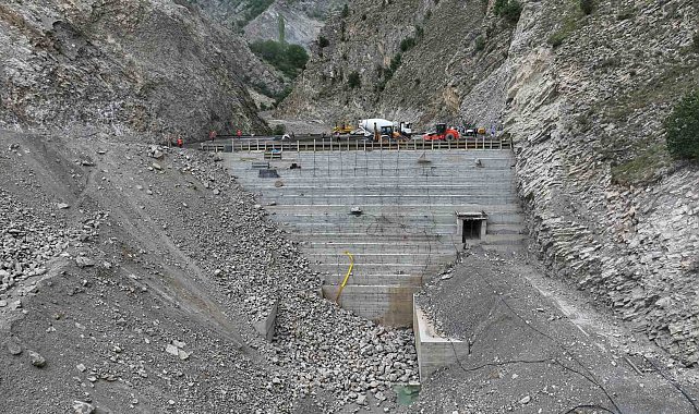 Uzundere Barajı'nda geri sayım başladı
