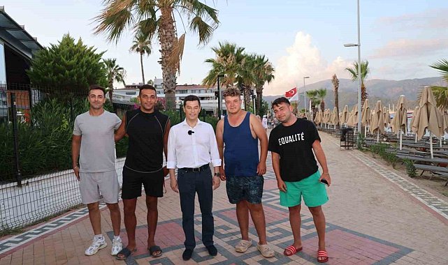 Uzunyalı esnafından Başkan Ünlü&#039;ye teşekkür
