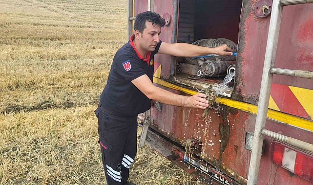 Yanmak üzere olan kablumbağayı itfaiye kurtardı