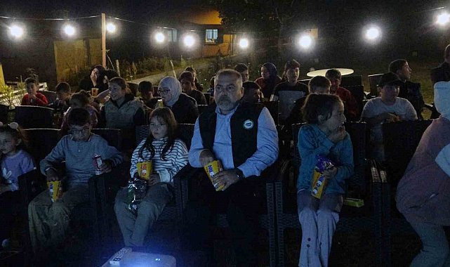 Yaylanın çocukları açık hava sinemasıyla buluştu