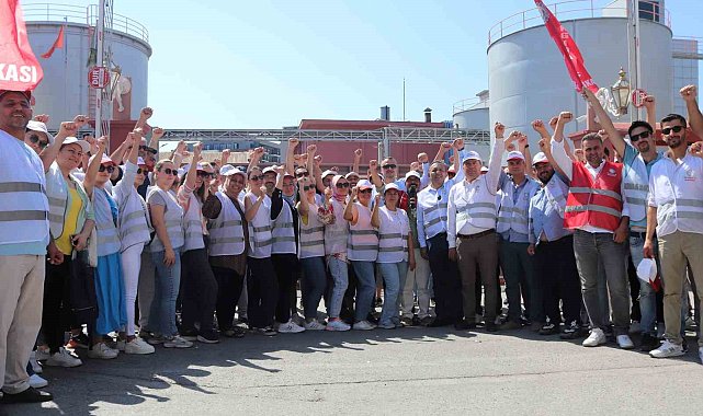 Zeytinyağı fabrikası işçileri 31 gündür grevde