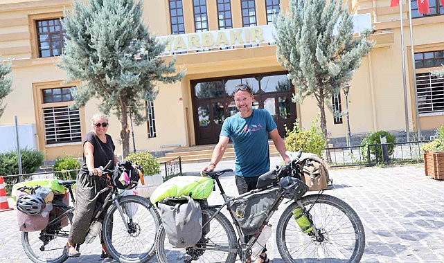 140 gündür bisikletle gezen Danimarkalı çiftin durağı Diyarbakır oldu