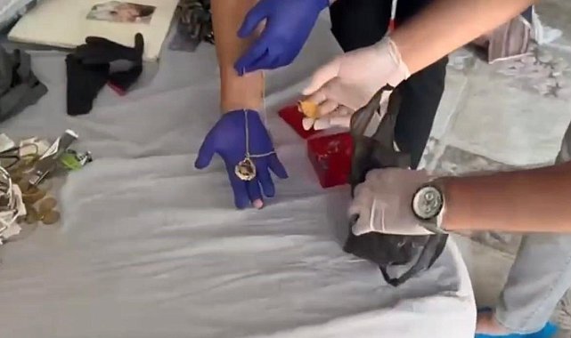 2 ikametten ziynet eşyası çalan hırsız evinde uyuşturucuyla yakalandı