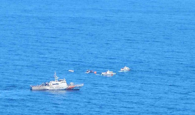 2 kişinin ölümüne sebep olan teknenin kaptanını arama çalışmaları devam ediyor