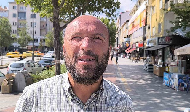 'Çikolatalı Sami' olarak bilinen görme engelli vatandaşın lunapark videosu viral oldu