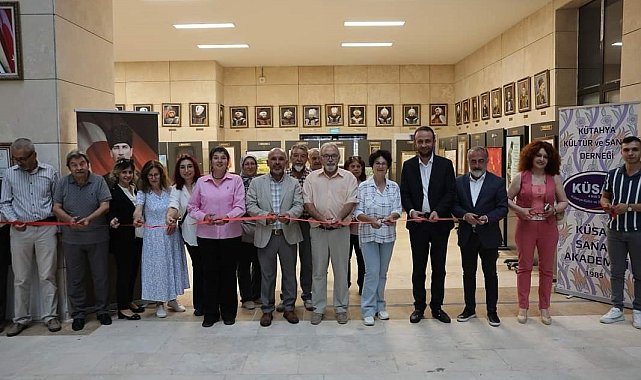 'Kurtuluşun Eşiği Dumlupınar 1922' isimli sergi açıldı