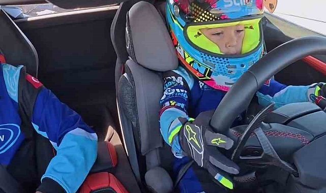 5 yaşındaki Zayn yine şaşırtmadı: Spor arabayla 312 kilometre hız