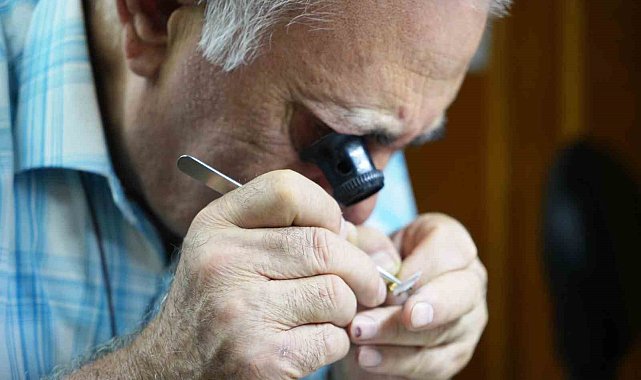 55 yıldır zamana ayar veriyor