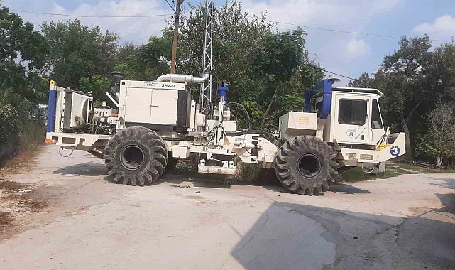 60 yıl önce kapatılan petrol kuyusunda arama çalışması başlatıldı, köyü petrol heyecanı sardı