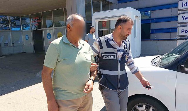 71 yaşındaki şahıs balkondaki eşine baktığı için hastane otoparkında bir kişiyi bıçakladı