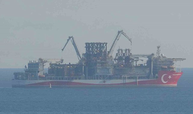 Abdülhamid Han sondaj gemisi Karadeniz'e ulaştı