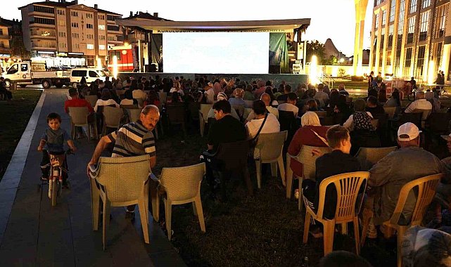 Açık havada sinema keyfi