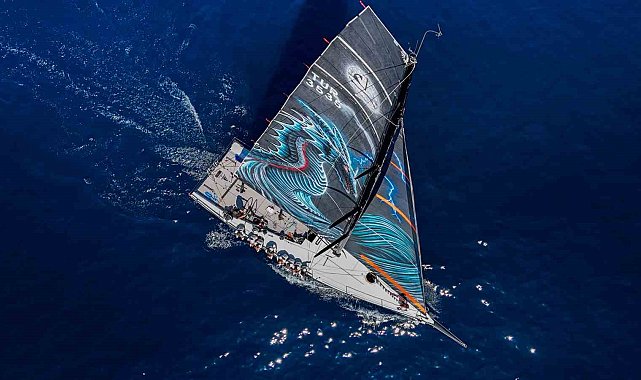 Aegeanlink Regatta'da kupayı Arkas Sailing Team kaldırdı