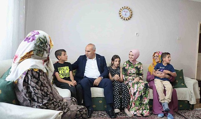 Ağrı Valisi Koç, şehit ve gazi ailelerine ziyaretlerde bulundu