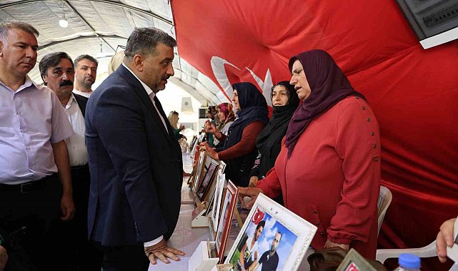 AK Parti İl Başkanı Ocak'tan Diyarbakır annelerine ziyaret