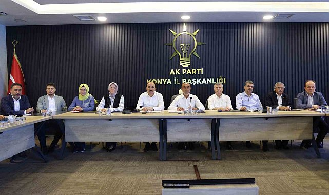 AK Parti Konya'da yaz dönemi çalışmaları değerlendirildi
