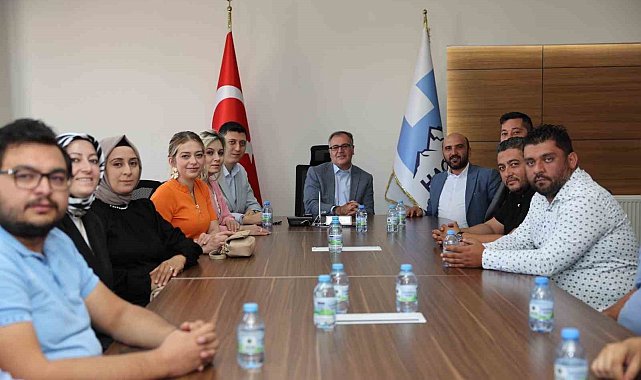 AK Parti Melikgazi İlçe Başkanlığı, Başkan Özdoğan'ı ziyaret etti