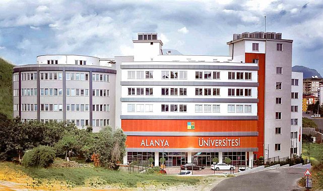 Alanya Üniversitesi, RUR 2024'te uluslararası sıralamada başarı elde etti