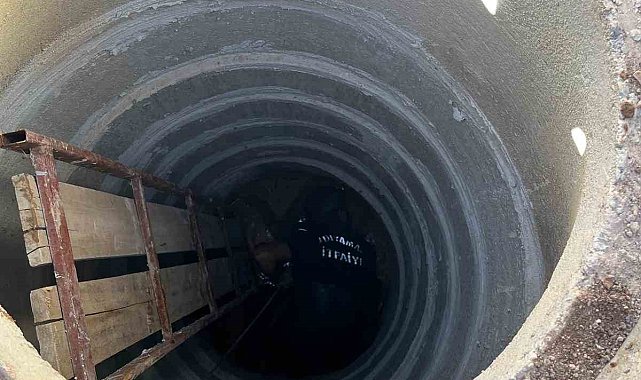 Alt yapı kanalına düşen keçi kurtarıldı