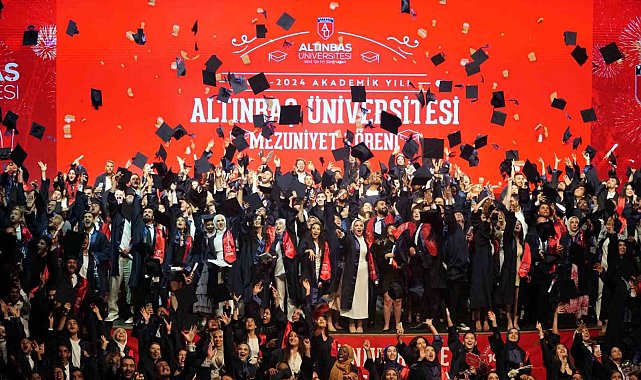 Altınbaş Üniversitesi 2023-2024 mezunlarını büyük bir coşku ile uğurladı