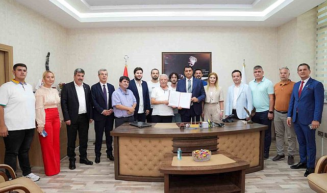 ANKA Hastanesi, Şehitkamil Belediyespor Kulübü'ne sponsor oldu