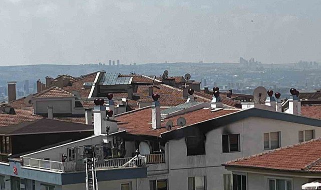 Ankara'da korkutan çatı yangını