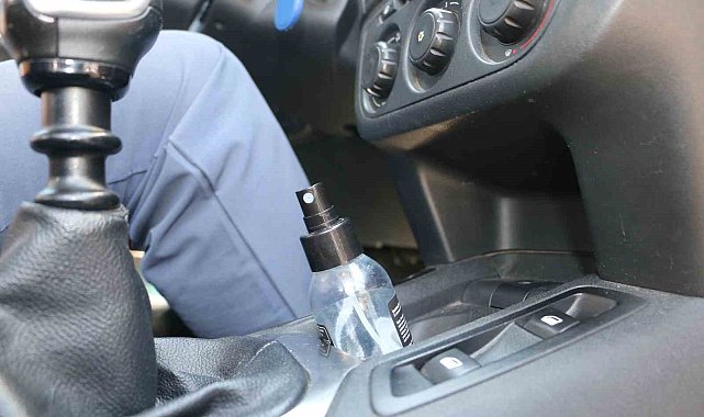Araç içinde unutulan çakmak ve parfümlere dikkat: Otomobil kül olabilir