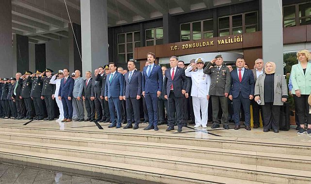Atatürk'ün Zonguldak'a gelişi kutlandı