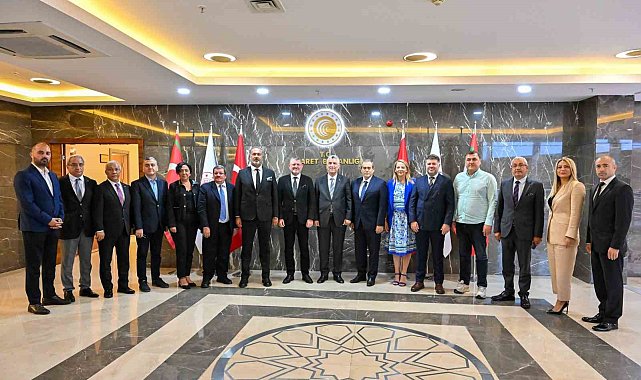 ATSO heyeti başkentte Antalya ekonomisini konuştu