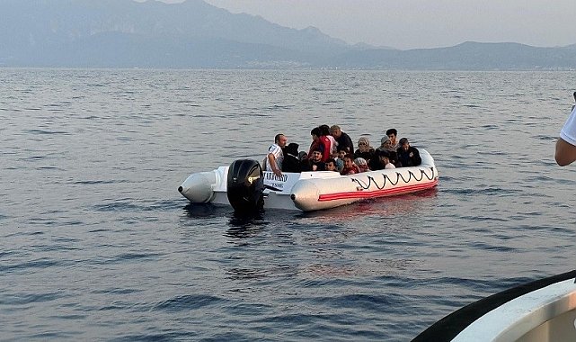 Aydın'da 24 düzensiz göçmen kurtarıldı