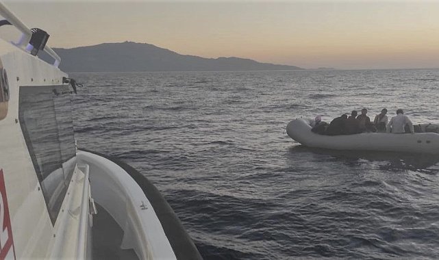 Ayvacık açıklarında 17 kaçak göçmen kurtarıldı